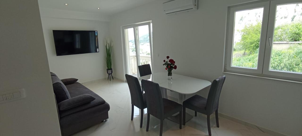 Apartman Stipan Omiš Exterior foto