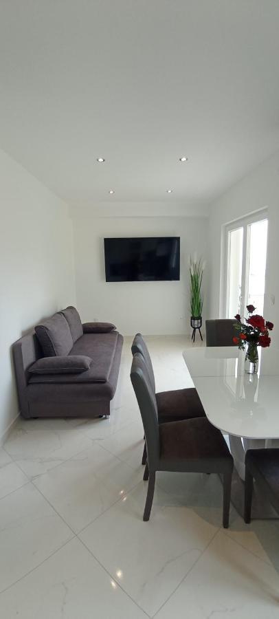 Apartman Stipan Omiš Exterior foto